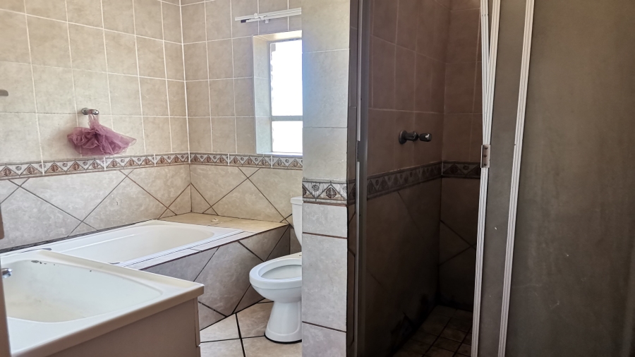 2 Bedroom Property for Sale in Die Bult North West